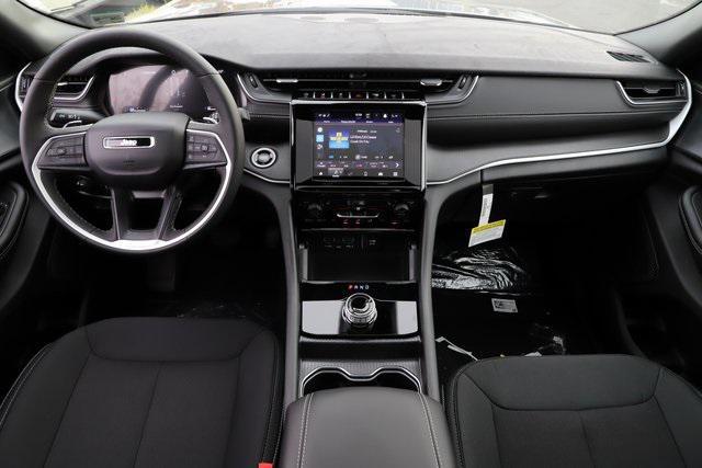 new 2025 Jeep Grand Cherokee car, priced at $38,481