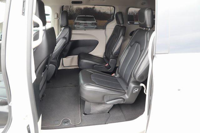 used 2024 Chrysler Pacifica car, priced at $28,979