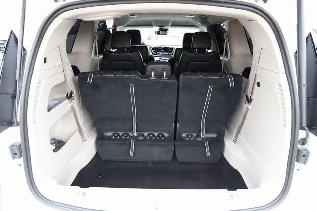 used 2024 Chrysler Pacifica car, priced at $28,979