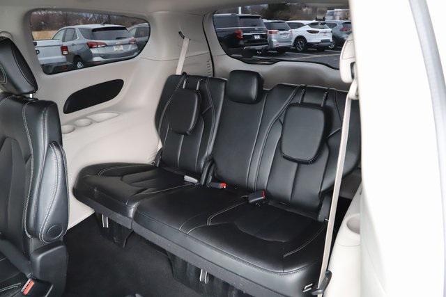 used 2024 Chrysler Pacifica car, priced at $28,979