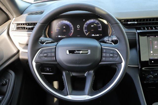 new 2025 Jeep Grand Cherokee car, priced at $39,349