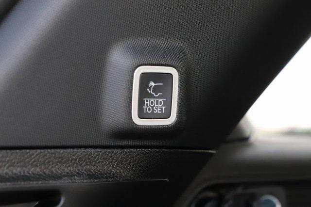 new 2025 Jeep Grand Cherokee car, priced at $39,349