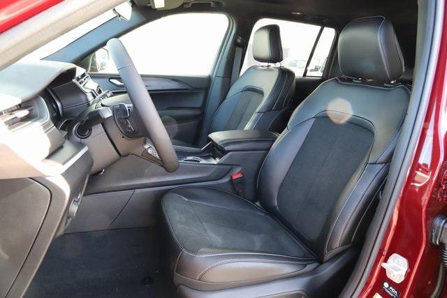 new 2025 Jeep Grand Cherokee car, priced at $39,349