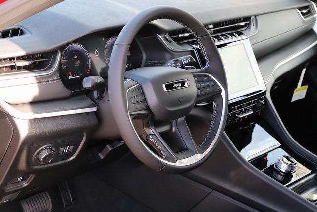 new 2025 Jeep Grand Cherokee car, priced at $39,349