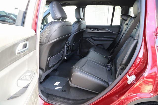 new 2025 Jeep Grand Cherokee car, priced at $39,349