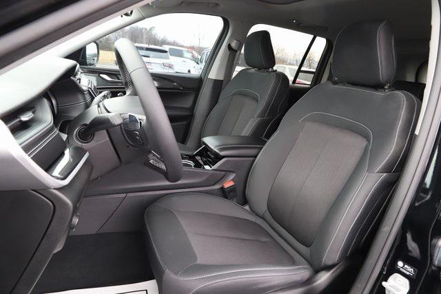 used 2023 Jeep Grand Cherokee car, priced at $28,341