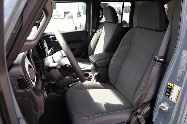 new 2025 Jeep Wrangler car, priced at $51,875