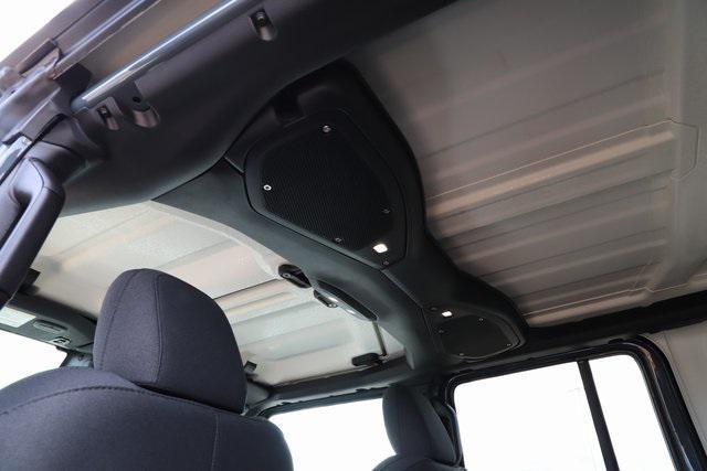 new 2025 Jeep Wrangler car, priced at $51,875