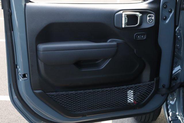 new 2025 Jeep Wrangler car, priced at $40,897