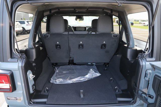 new 2025 Jeep Wrangler car, priced at $40,897