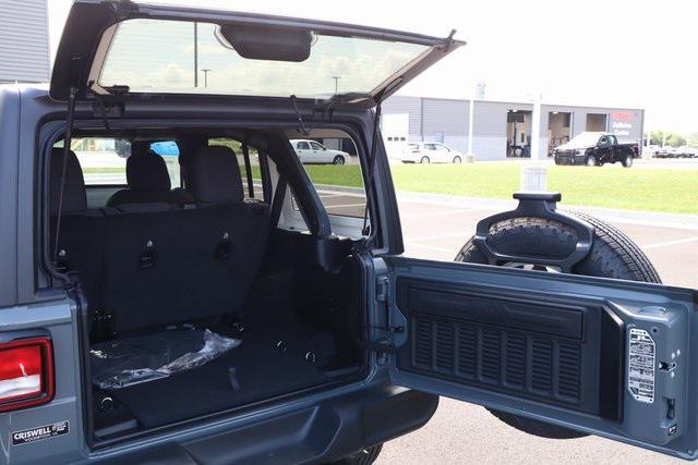 new 2025 Jeep Wrangler car, priced at $40,897