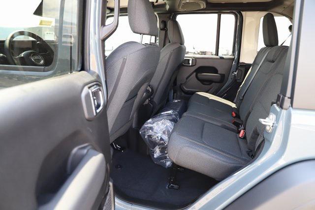 new 2025 Jeep Wrangler car, priced at $39,560