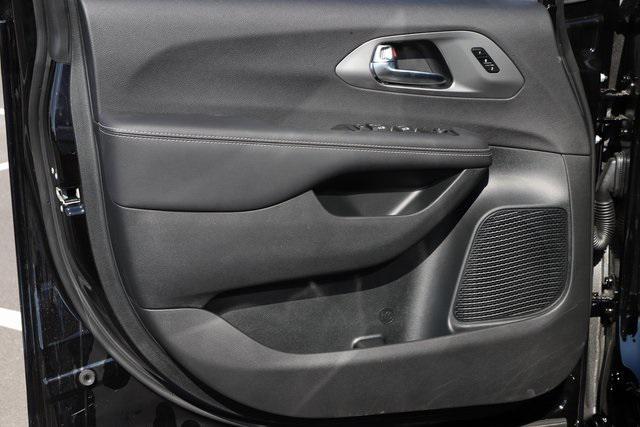new 2026 Chrysler Pacifica car, priced at $39,408