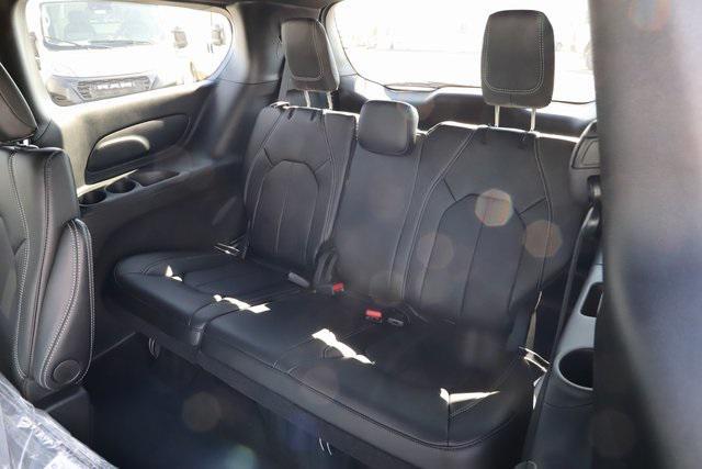 new 2026 Chrysler Pacifica car, priced at $39,408