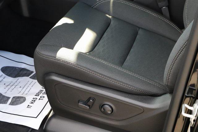 new 2025 Ram 1500 car, priced at $52,260