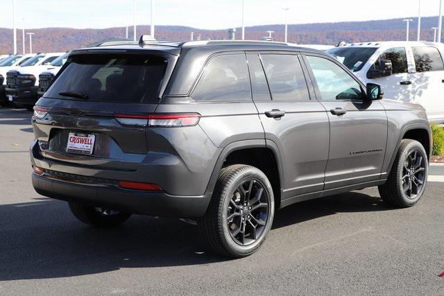 new 2025 Jeep Grand Cherokee car, priced at $47,896