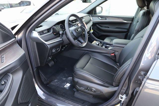 new 2025 Jeep Grand Cherokee car, priced at $47,896
