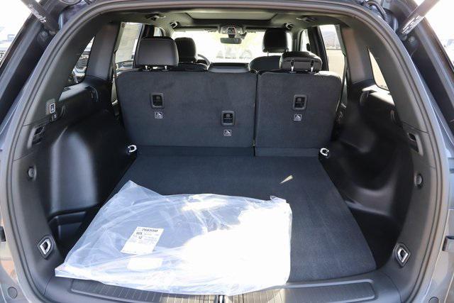new 2025 Jeep Grand Cherokee car, priced at $47,896