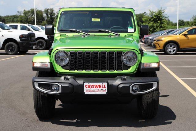 new 2025 Jeep Gladiator car, priced at $41,508