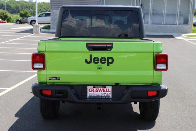 new 2025 Jeep Gladiator car, priced at $41,508