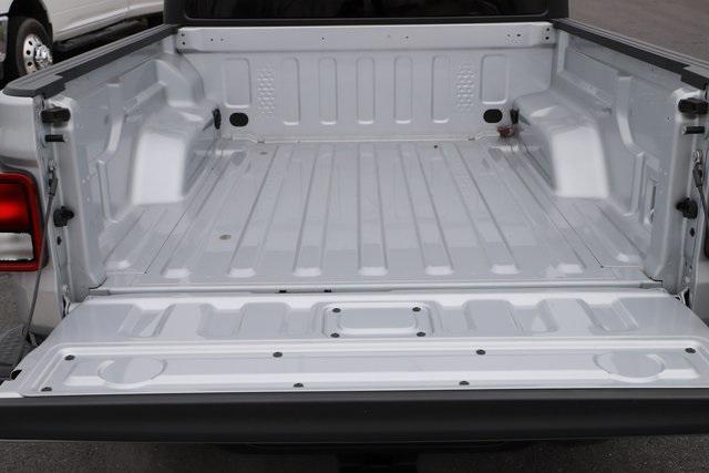 used 2023 Jeep Gladiator car, priced at $35,346