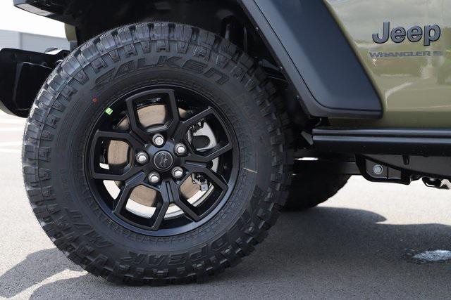 new 2025 Jeep Wrangler car, priced at $45,745