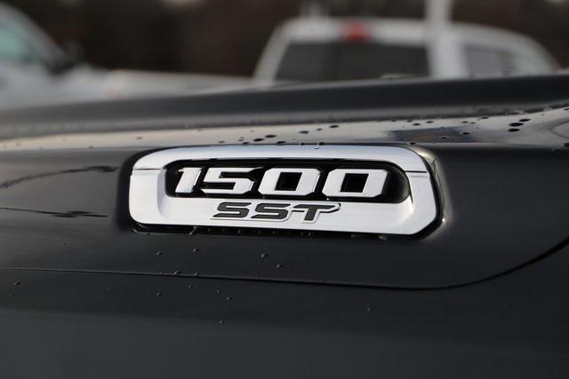 new 2025 Ram 1500 car, priced at $67,100