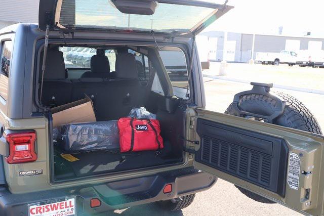 new 2025 Jeep Wrangler car, priced at $47,726