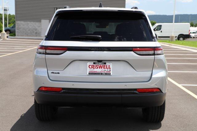 new 2025 Jeep Grand Cherokee car, priced at $44,475
