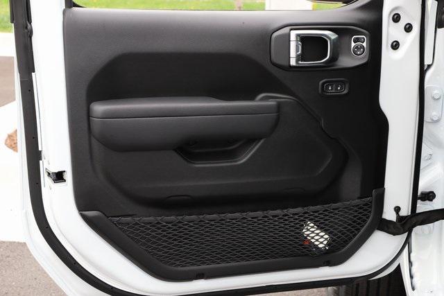 new 2025 Jeep Wrangler car, priced at $50,890