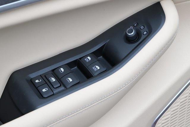 new 2025 Jeep Grand Cherokee L car, priced at $51,794