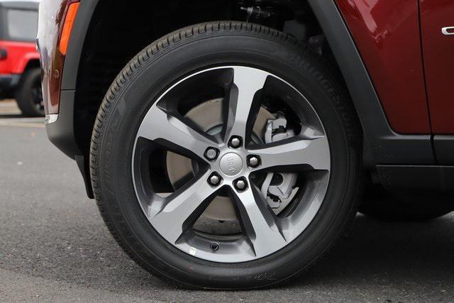 new 2025 Jeep Grand Cherokee L car, priced at $51,794