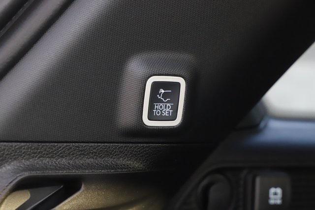 new 2025 Jeep Grand Cherokee car, priced at $44,715