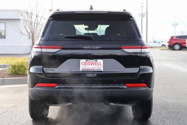 new 2025 Jeep Grand Cherokee car, priced at $44,150