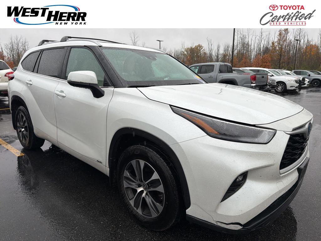 used 2023 Toyota Highlander Hybrid car, priced at $41,535