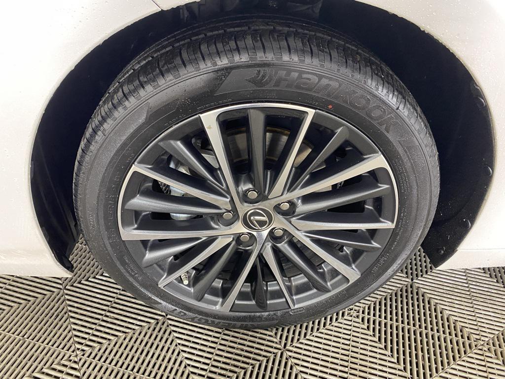 used 2023 Lexus ES 350 car, priced at $38,913