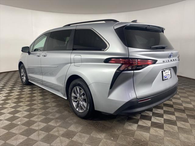 used 2022 Toyota Sienna car, priced at $37,432