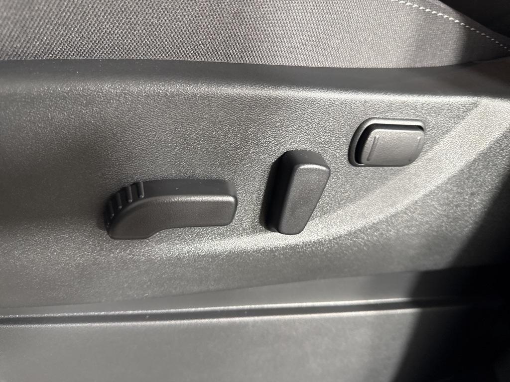 used 2025 Nissan Frontier car, priced at $31,500