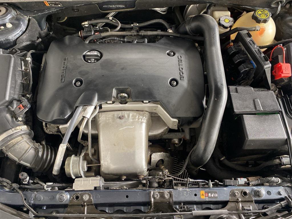 used 2020 Chevrolet Malibu car, priced at $16,976