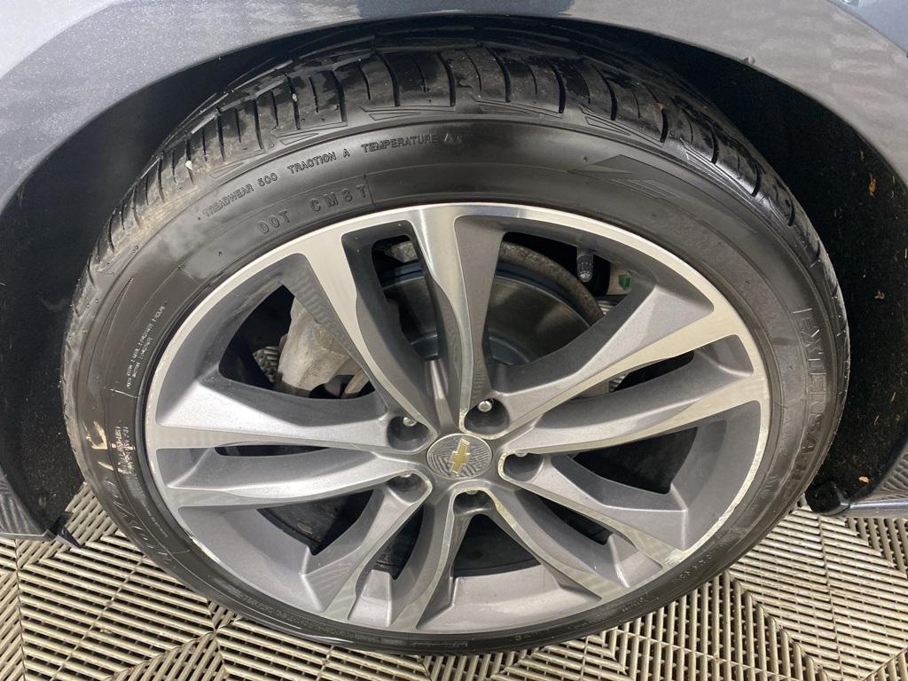 used 2020 Chevrolet Malibu car, priced at $16,976