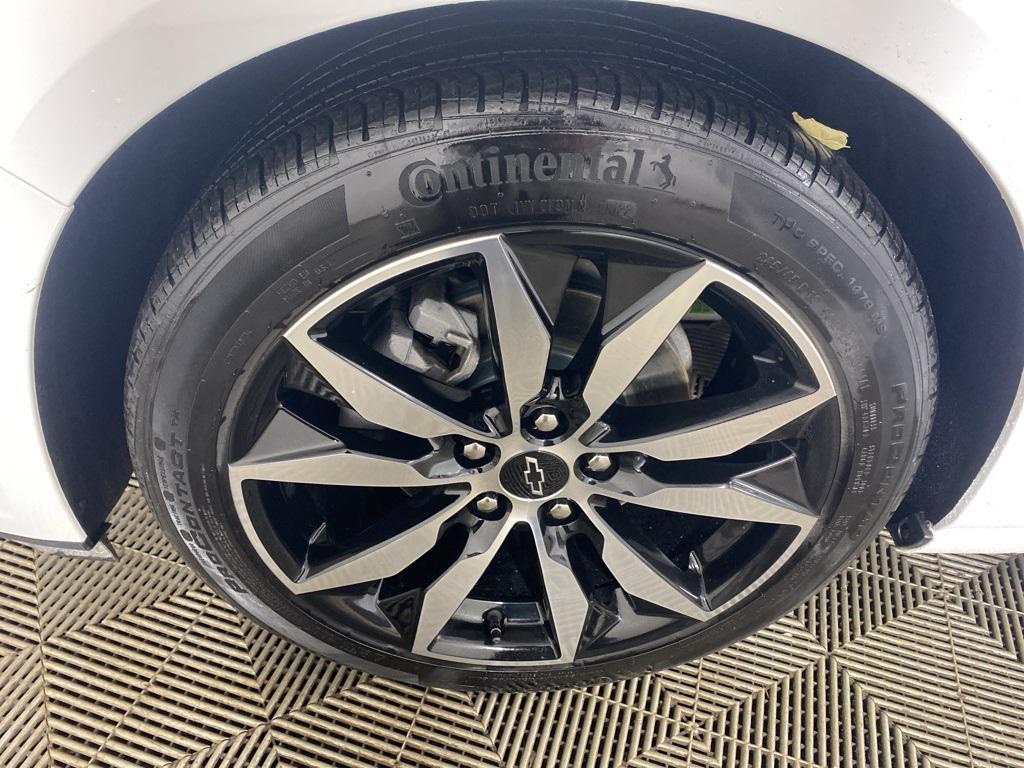 used 2022 Chevrolet Malibu car, priced at $21,514