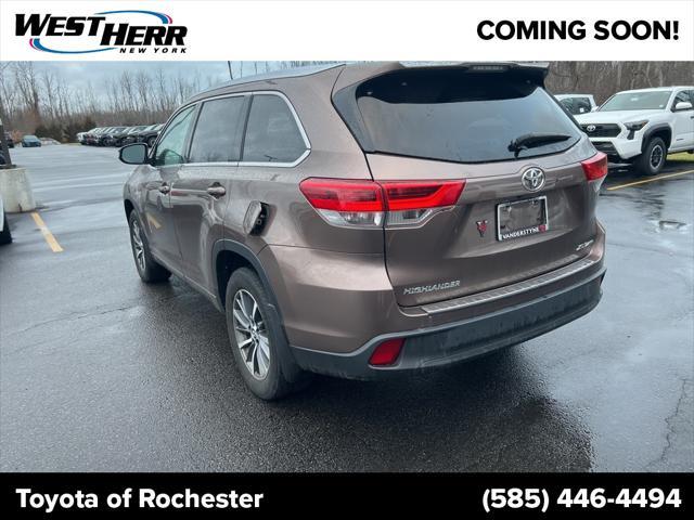 used 2018 Toyota Highlander car, priced at $30,917