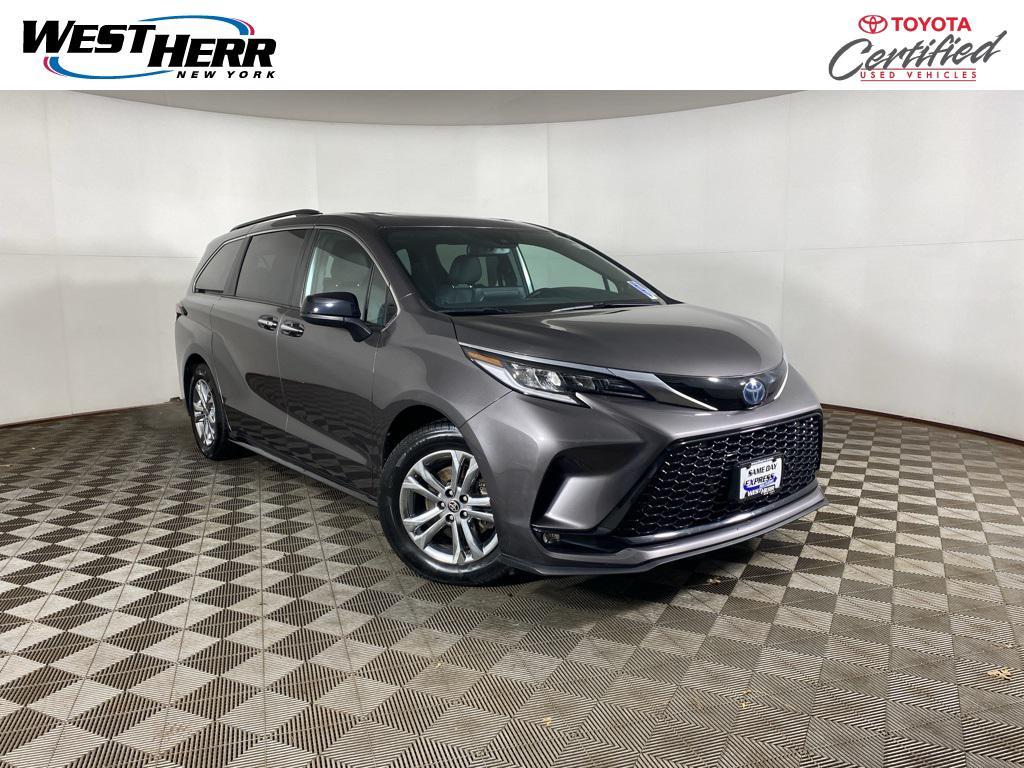used 2022 Toyota Sienna car, priced at $41,940