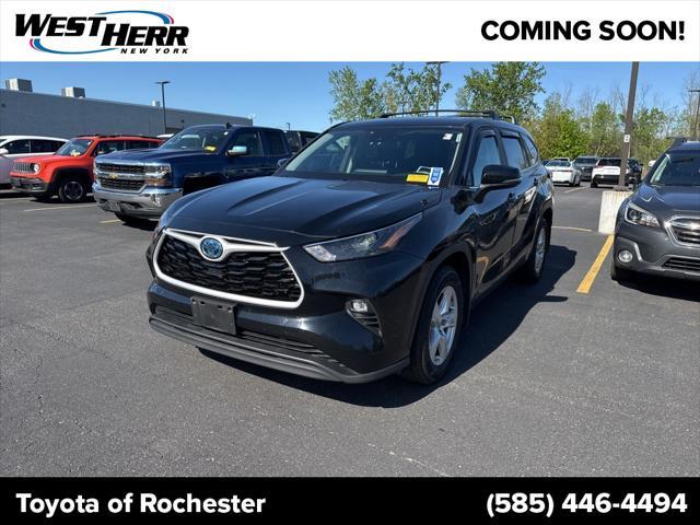 used 2023 Toyota Highlander Hybrid car, priced at $35,972