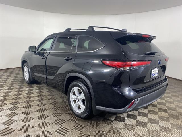 used 2023 Toyota Highlander Hybrid car, priced at $35,672