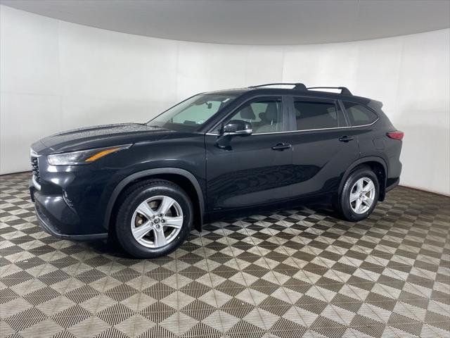 used 2023 Toyota Highlander Hybrid car, priced at $35,672