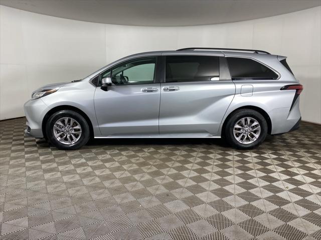 used 2022 Toyota Sienna car, priced at $40,531