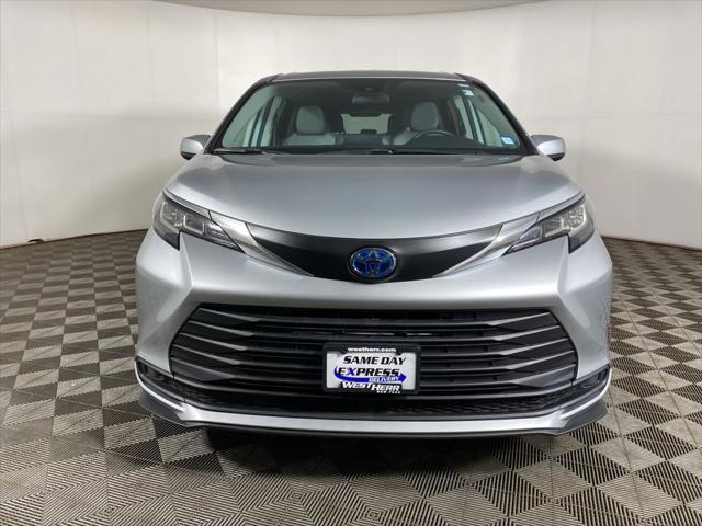 used 2022 Toyota Sienna car, priced at $40,531