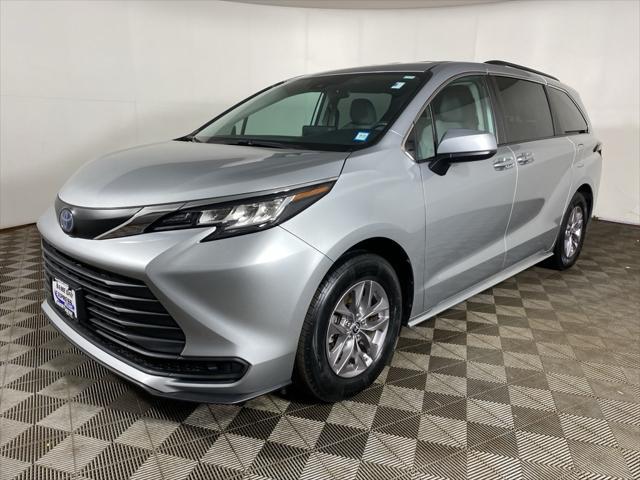 used 2022 Toyota Sienna car, priced at $40,531