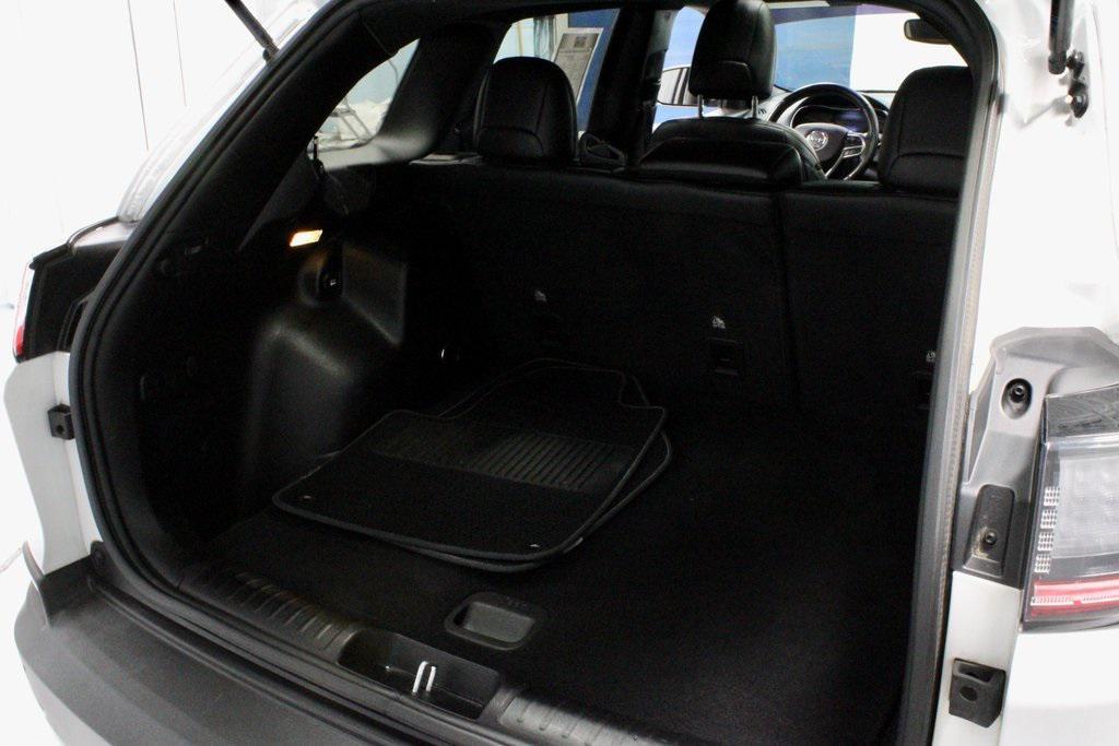 used 2021 Jeep Cherokee car, priced at $21,806